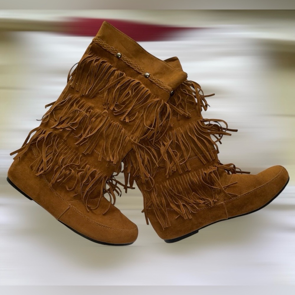 Rue 21 etc! Size 10 Moccasin Style Fringe Calf Height Boots Barely Worn